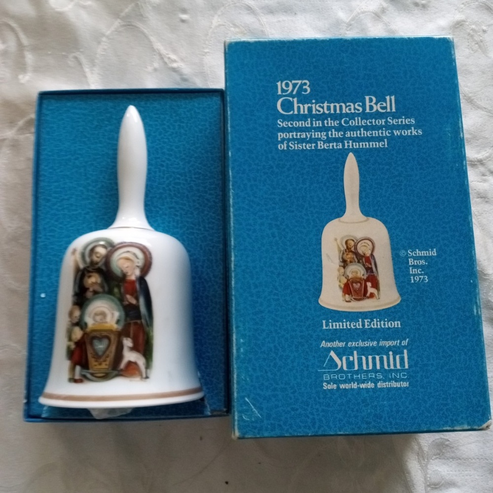 VTG 1973 Porcelain Christmas Bell Ltd Schmid Bros Berta Hummel Nativity MIB
